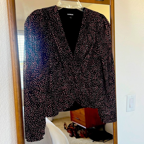Express Blouse - Picture 1 of 2